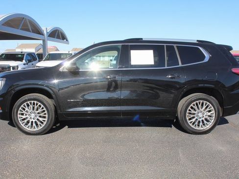 Used 2024 GMC Acadia Denali image 12