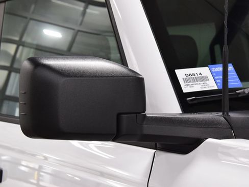 Used 2024 Ford Bronco Badlands AWD/4WD image 15