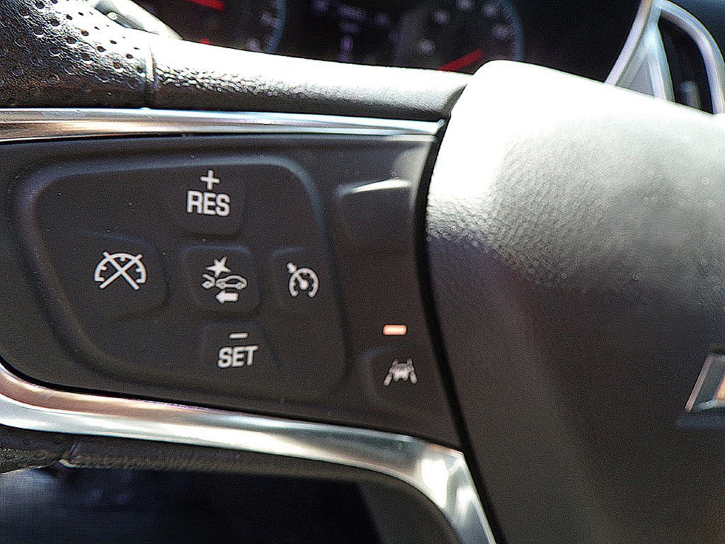 Used 2021 Chevrolet Equinox LS AWD/4WD image 18