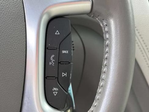Certified 2015 Chevrolet Traverse LT w/ LPO, 'HIT The Road' Package AWD/4WD image 10