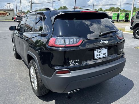 Used 2019 Jeep Cherokee Latitude w/ Popular Appearance Group AWD/4WD image 17