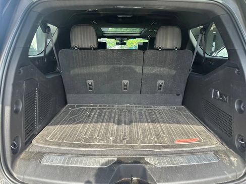 Used 2021 GMC Yukon XL AT4 w/ Rear Media and Nav Package AWD/4WD image 23