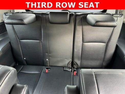 Certified 2025 Toyota Grand Highlander XLE image 8