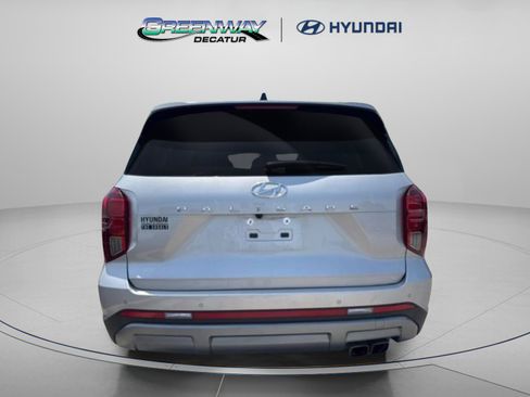 Used 2025 Hyundai Palisade SEL FWD image 6
