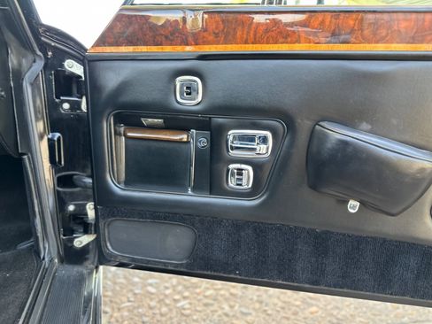 Used 1991 Bentley Continental RWD image 13