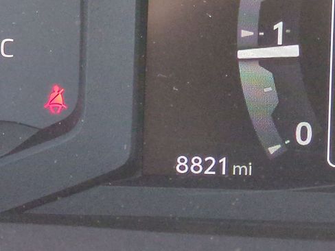 Used 2024 Toyota Tacoma SR5 image 12