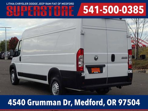 New 2026 RAM ProMaster 3500 w/ Premium Convenience Group FWD image 12