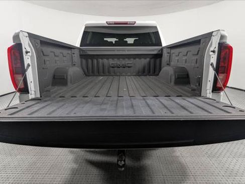 Used 2023 GMC Sierra 1500 SLE AWD/4WD image 19