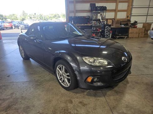 Used 2015 MAZDA MX-5 Miata Sport RWD image 10