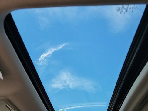 Used 2023 Honda Accord EX-L image 31