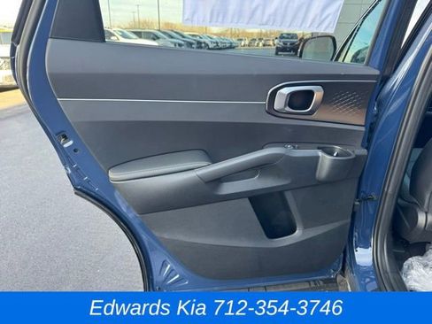 New 2025 Kia Sorento EX w/ Panoramic Sunroof Package image 13