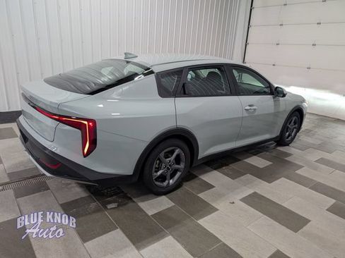 Used 2025 Kia K4 FWD image 4