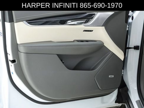 Used 2023 Cadillac XT6 Premium Luxury FWD image 19