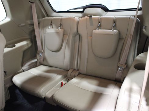 Used 2013 Toyota Highlander Limited FWD image 19