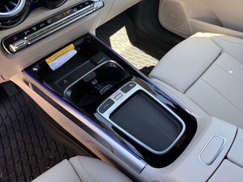 New 2026 Mercedes-Benz GLB 250 4MATIC image 23