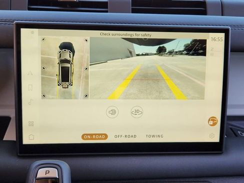 Used 2024 Land Rover Defender 130 S image 17