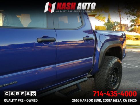 Used 2025 Toyota Tacoma TRD Off-Road w/ TRD Off Road Upgrade Package AWD/4WD image 13