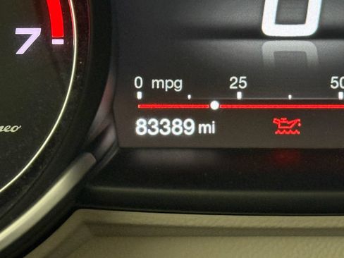 Used 2018 Alfa Romeo Giulia AWD image 38