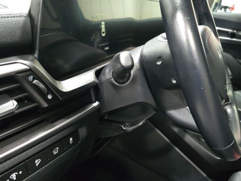 Used 2025 Kia Telluride S image 11