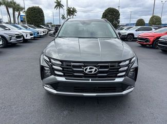 Used 2025 Hyundai Tucson Blue video 2