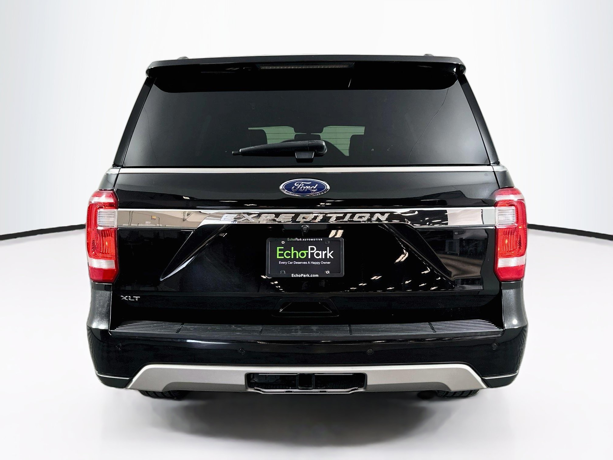 Used 2020 Ford Expedition XLT w/ Equipment Group 202A AWD/4WD image 7