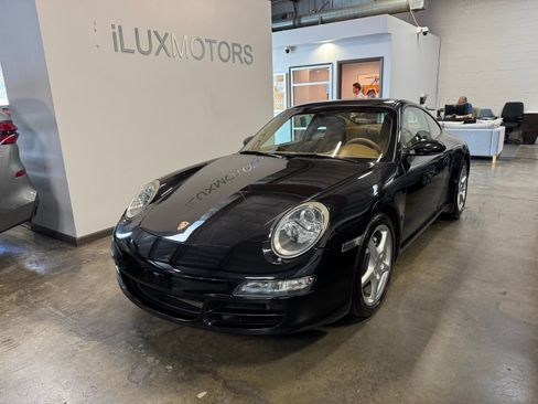 Used 2006 Porsche 911 Carrera RWD image 1
