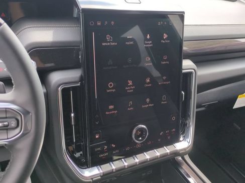 New 2026 GMC Yukon Elevation AWD/4WD image 19