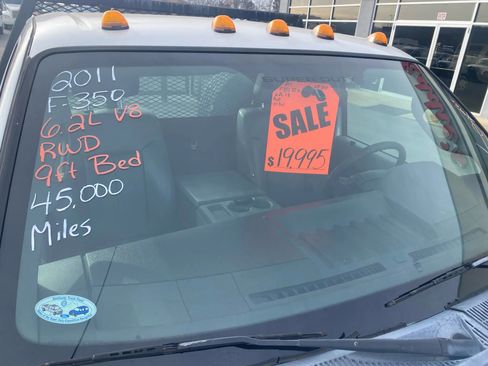 Used 2011 Ford F350 XL image 3