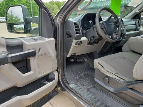 Used 2018 Ford F250 XL w/ Power Equipment Group RWD image 10