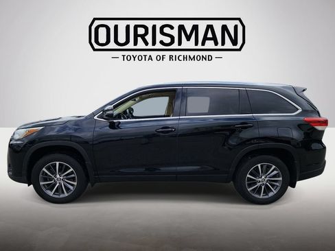 Certified 2019 Toyota Highlander XLE AWD/4WD image 5