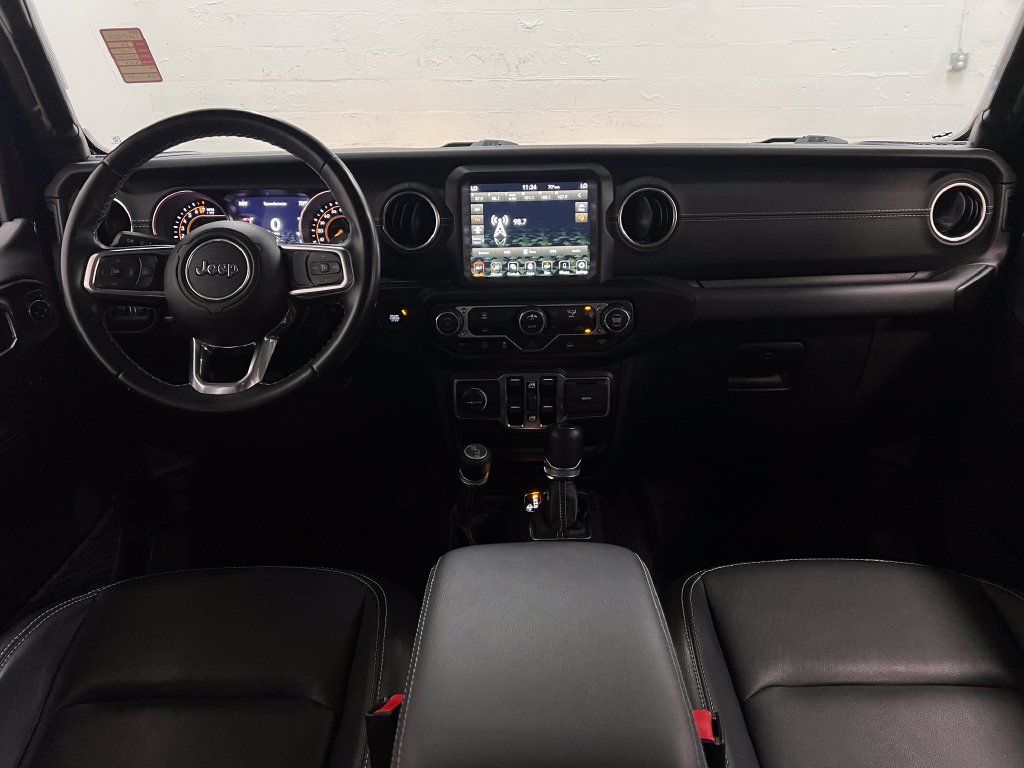 Used 2022 Jeep Gladiator Overland w/ Popular Equipment Package AWD/4WD image 15