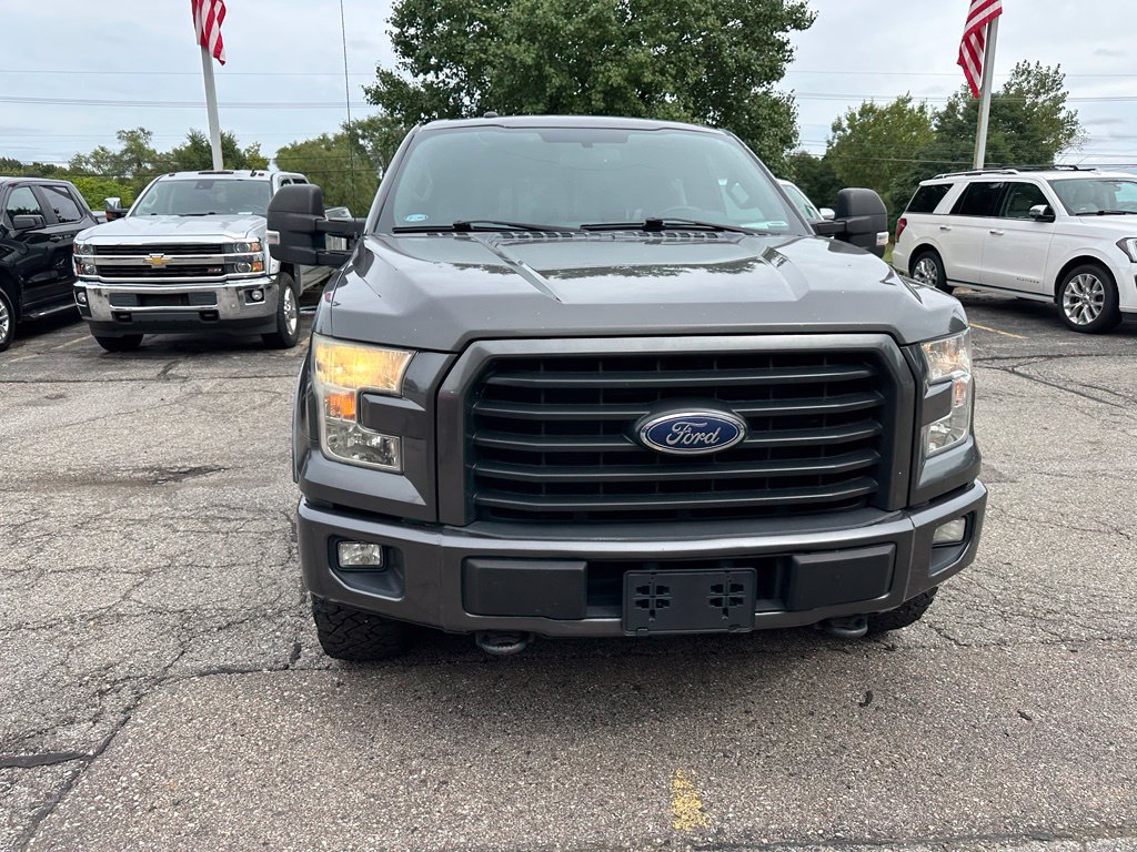 Used 2016 Ford F150 XLT w/ Equipment Group 302A Luxury AWD/4WD image 8