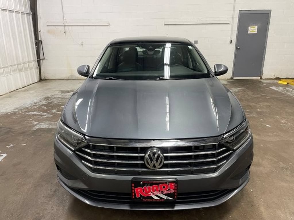 Used 2020 Volkswagen Jetta SEL FWD image 2