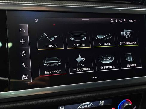 Used 2024 Audi Q3 2.0T Premium Plus image 30