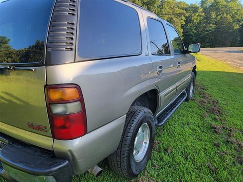 Used 2002 GMC Yukon SLE w/ Off-Road Suspension Pkg image 5
