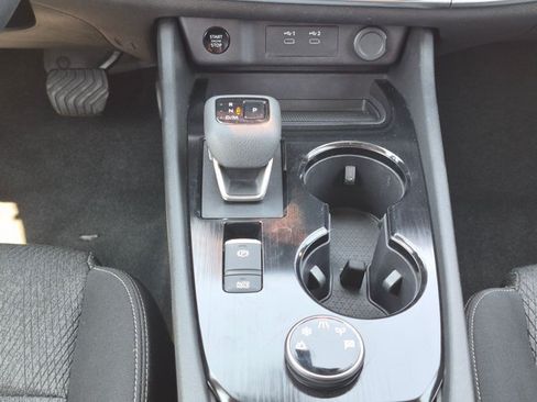 Certified 2024 Nissan Rogue SV AWD/4WD image 23