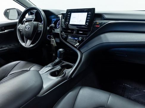 Used 2023 Toyota Camry SE image 26
