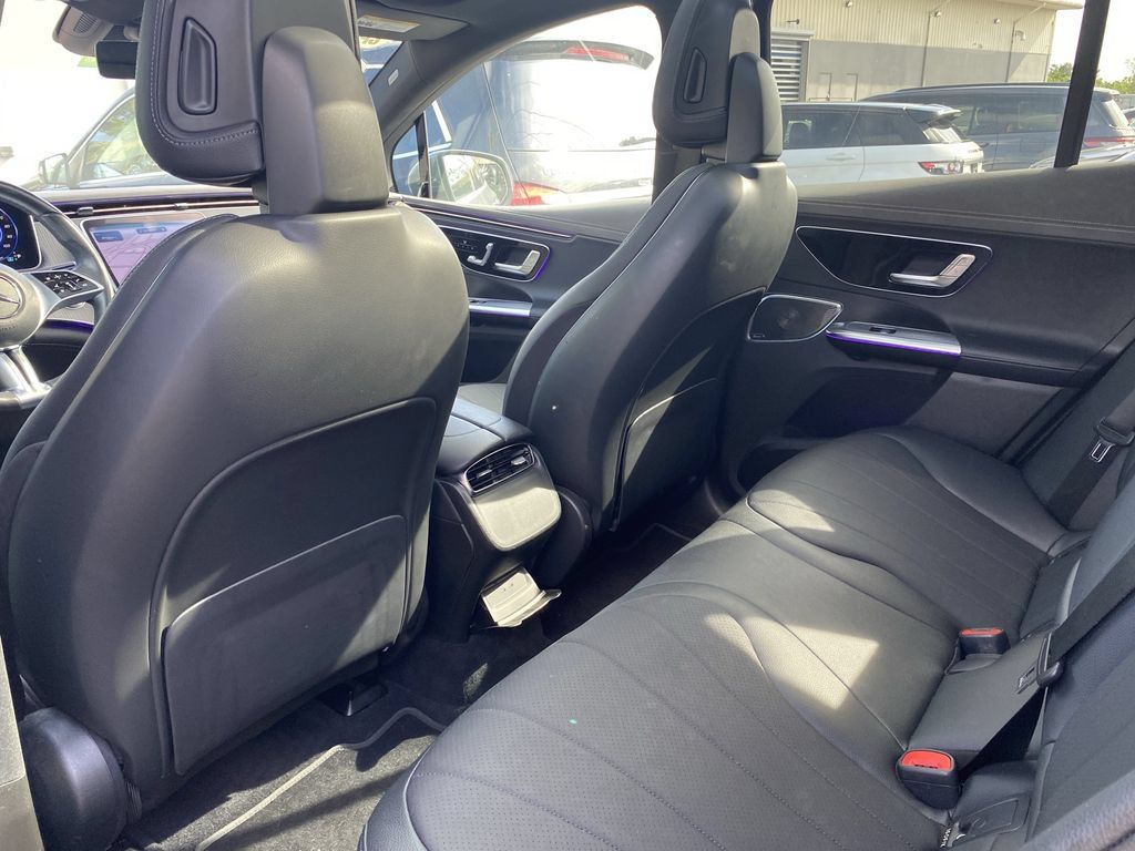 Used 2023 Mercedes-Benz EQE 350+ SUV image 5
