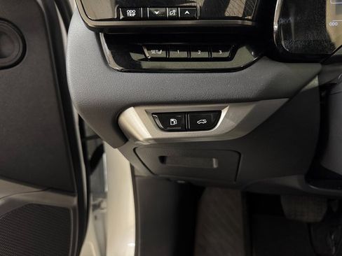 Used 2024 Lexus RX 350 Premium w/ Accessory Package (Z1) image 10