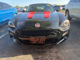 Used 2018 FIAT 124 Spider Classica RWD video 2
