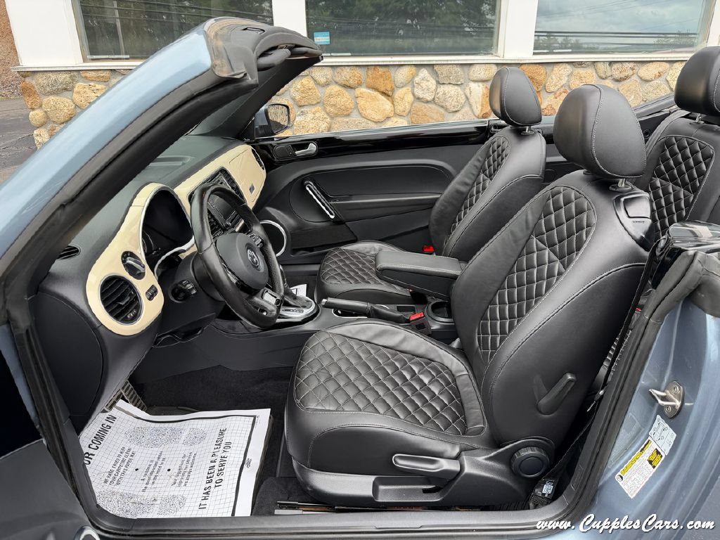 Used 2019 Volkswagen Beetle 2.0T Final Edition SEL FWD image 4