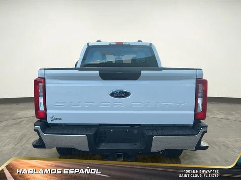 Used 2024 Ford F250 XLT image 5