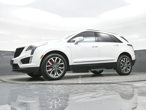 New 2025 Cadillac XT5 Sportv w/ LPO, Floor Liner Package image 20