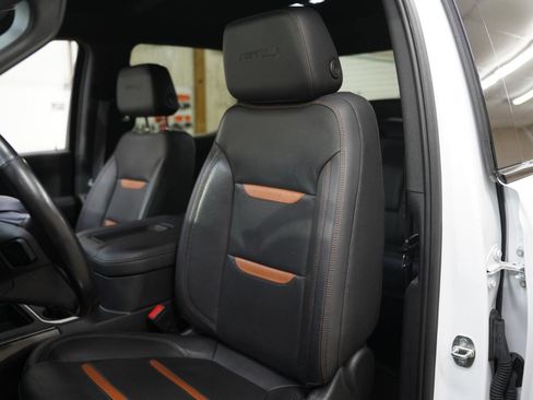 Used 2021 GMC Sierra 1500 AT4 image 24