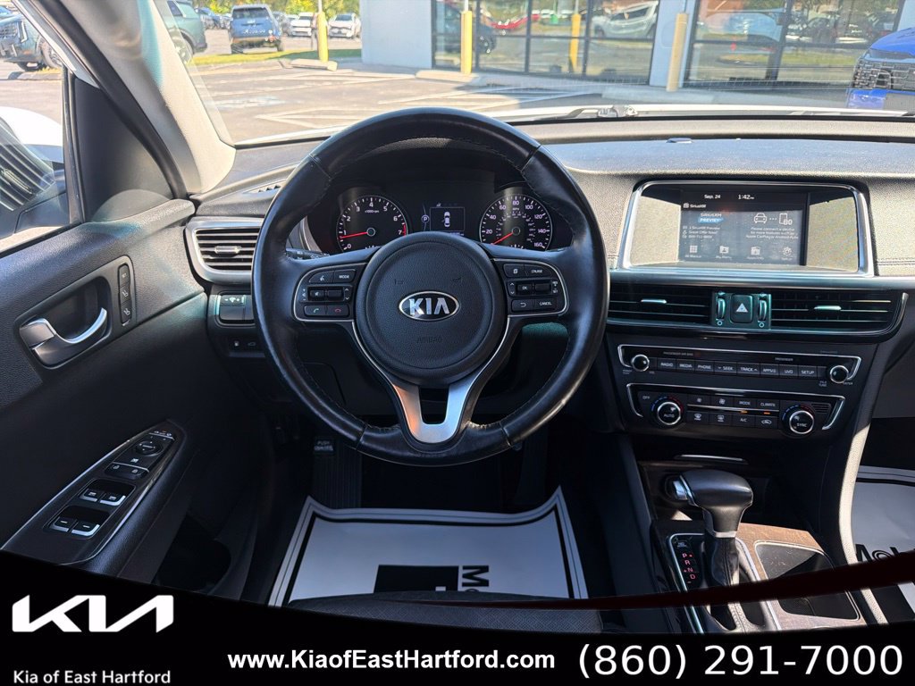 Used 2017 Kia Optima EX FWD image 23