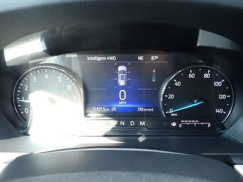 Used 2020 Ford Explorer XLT w/ Equipment Group 202A AWD/4WD image 30
