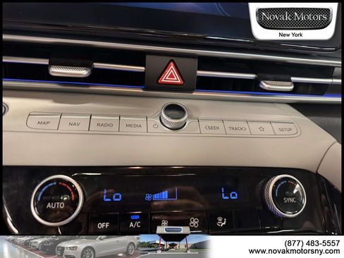 Used 2025 Hyundai Elantra Limited FWD image 18