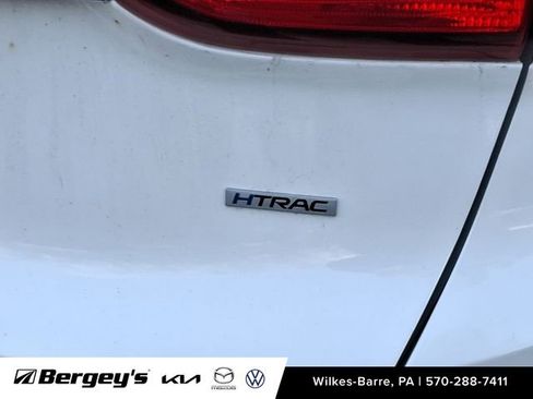 Used 2020 Hyundai Santa Fe SEL image 11