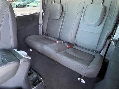 Used 2019 Jeep Wrangler Sport image 11