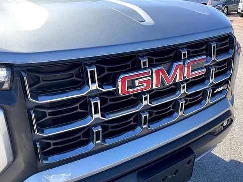 Certified 2025 GMC Canyon AT4 w/ AT4 Premium Package image 34